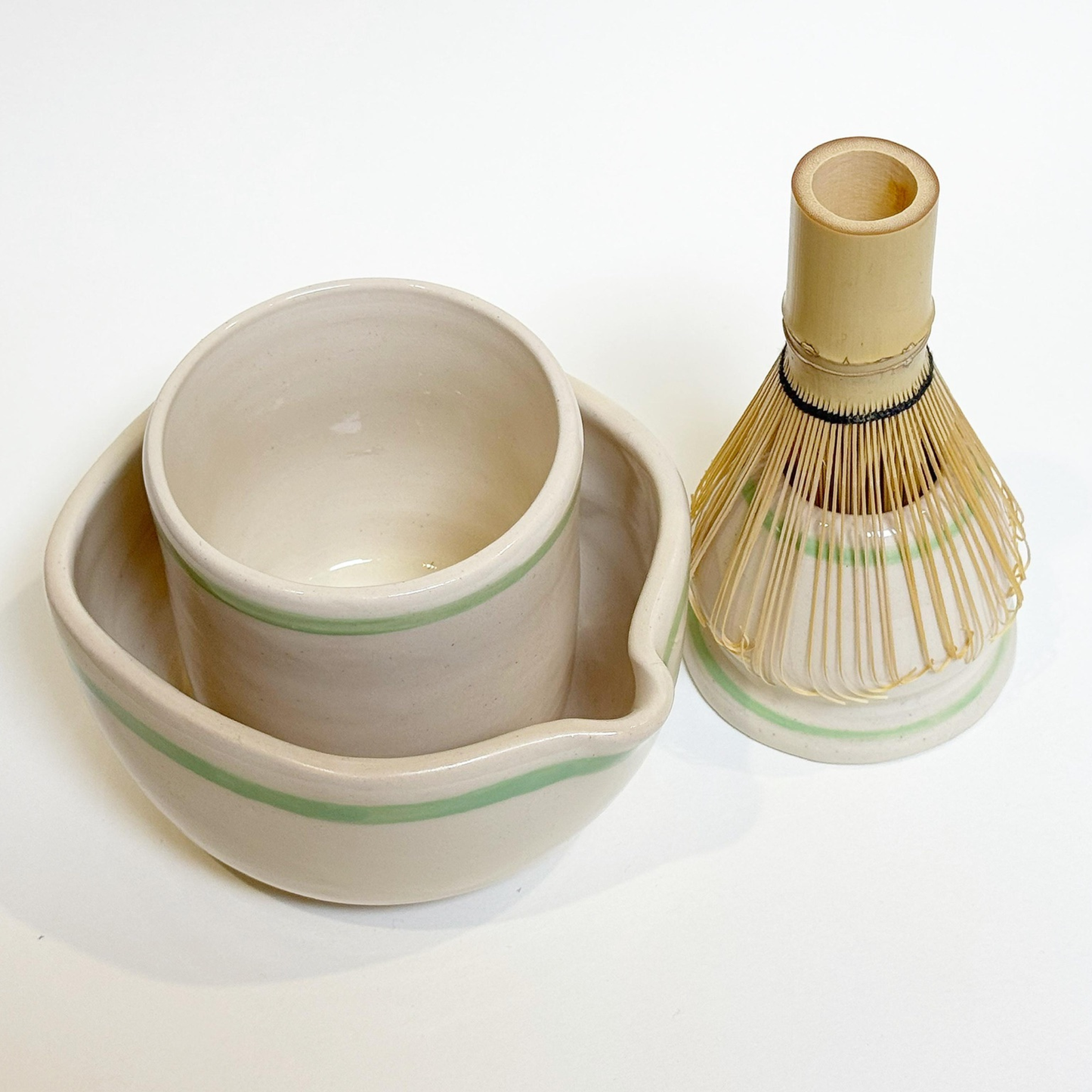 茶筅立 (whisk holder)